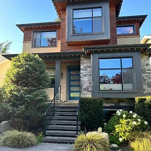 Homestay Maple Haven