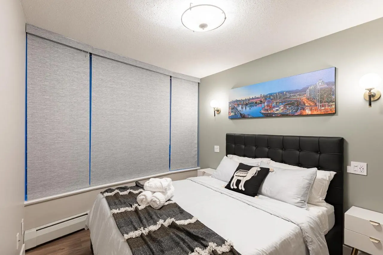 Condo In Downtown Vancouver - Near Rogers Arena 0*,