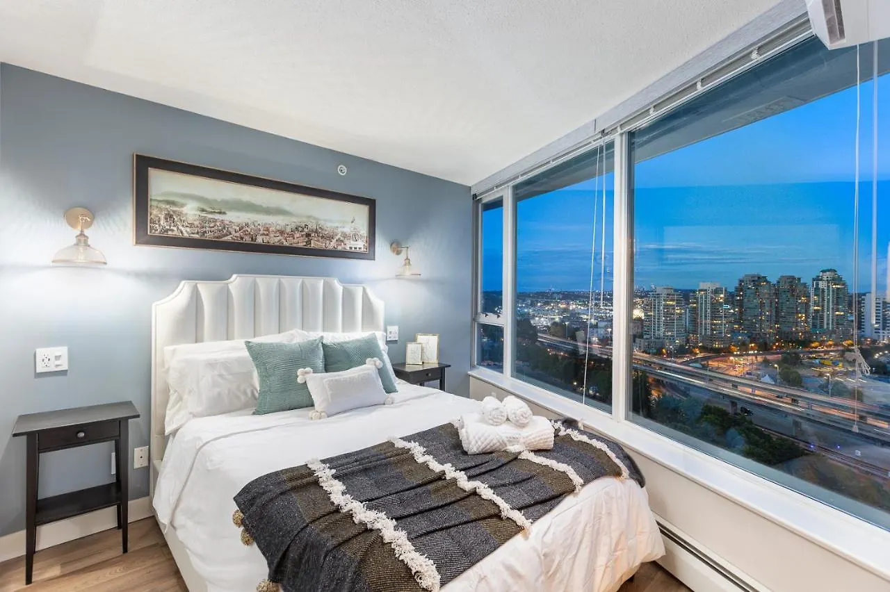 Condo In Downtown Vancouver - Near Rogers Arena 0*,  Canada
