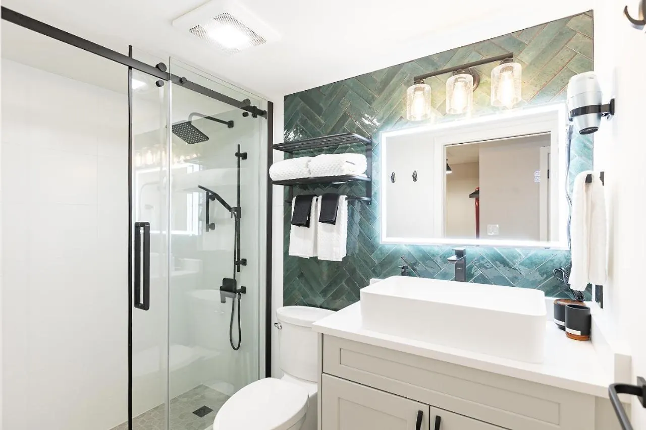 Condo In Downtown Vancouver - Near Rogers Arena Canada