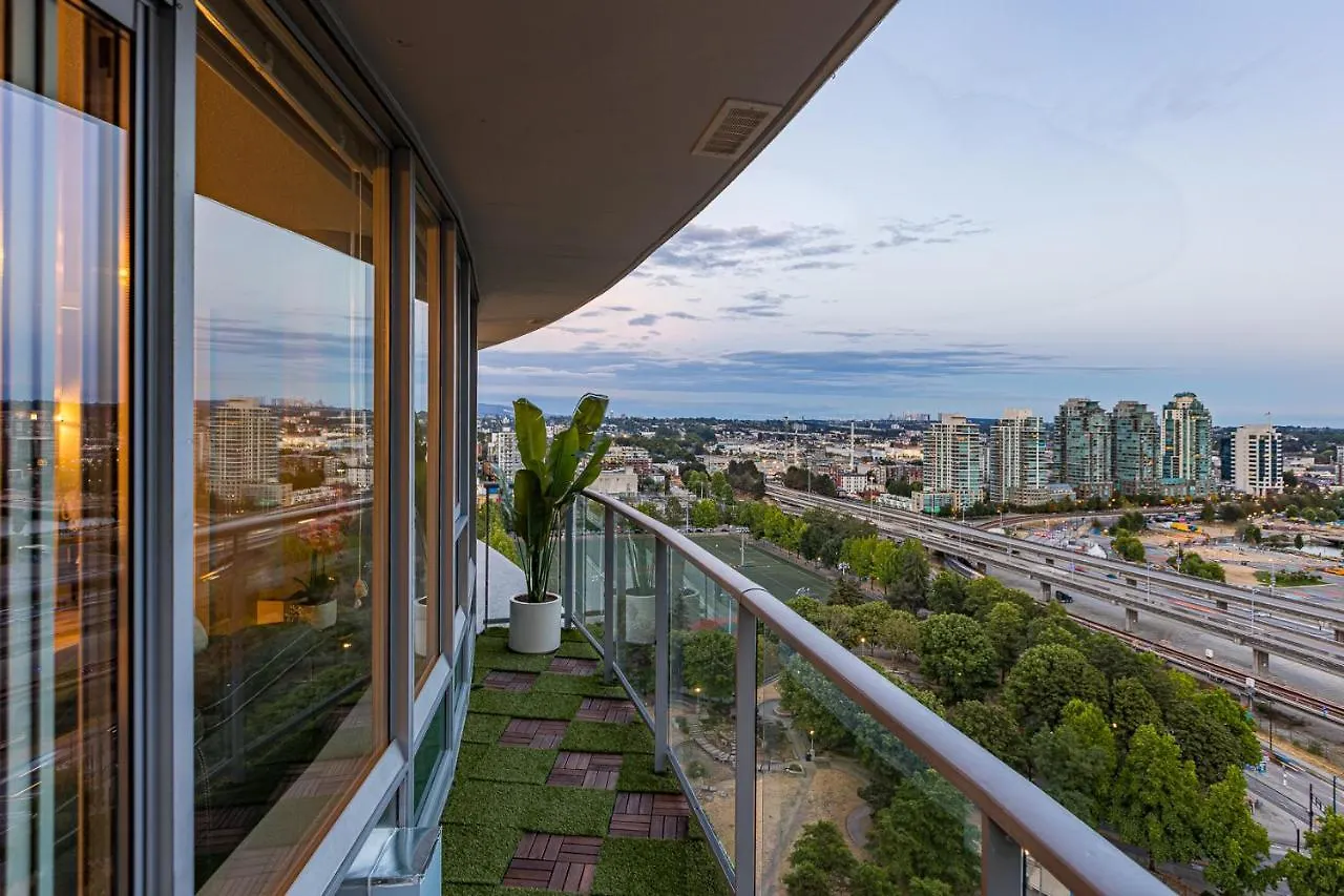 Condo In Downtown Vancouver - Near Rogers Arena